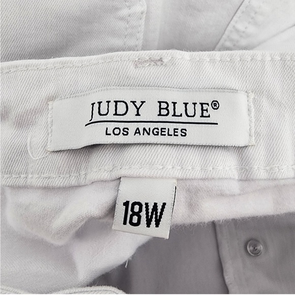 Judy‎ Blue White Patch Pocket High Rise Flare Fit Button Fly Jeans .Size 18W - Picture 7 of 9